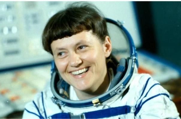 Светлана Савицкая: космическая икона и вдохновитель современных девушек