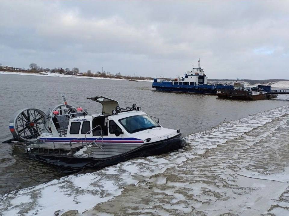 В администрации Тобольска состоялось рабочее совещание, посвященное завершению сезона навигации и подготовке к организации зимней переправы через Иртыш В администрации Тобольска состоялось рабочее совещание, посвященное завершению сезона навигации и подготовке к организации зимней переправы через Иртыш