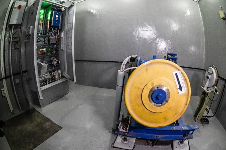 В Тюмени приняли сотый в 2025 году лифт В Тюмени приняли сотый в 2025 году лифт