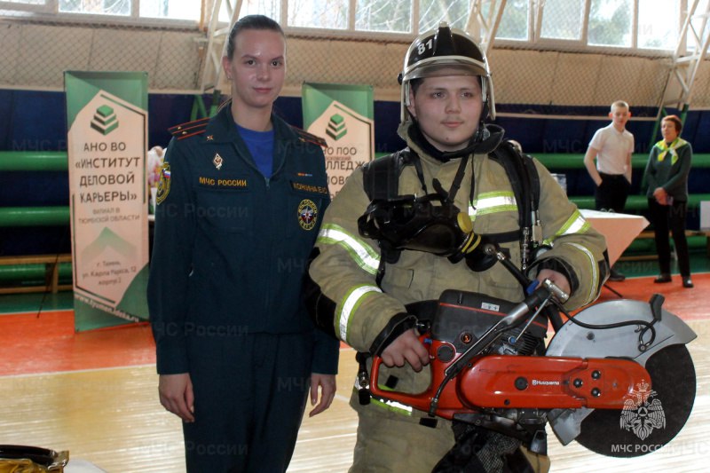 В Ялуторовске состоялась ярмарка учебных мест В Ялуторовске состоялась ярмарка учебных мест