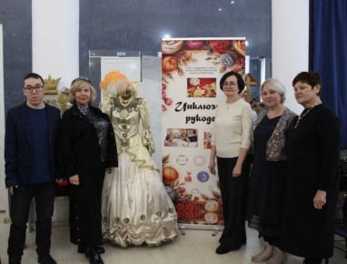 В Ялуторовске состоялась выставка-конкурс изделий народного творчества