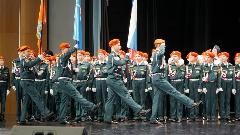 Пятиклассники 48-й школы приняли присягу кадета России