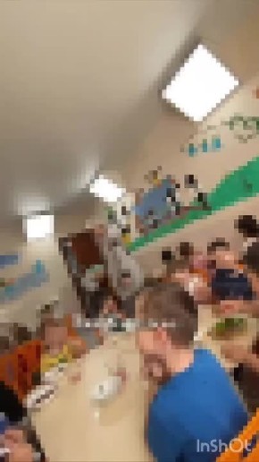 «Я педагог по образованию. Вся моя жизнь связана с детьми, и работа в саду – понятная для меня сфера. Тем более этот садик находился рядом с моим домом, поэтому я решила пройти там стажировку»