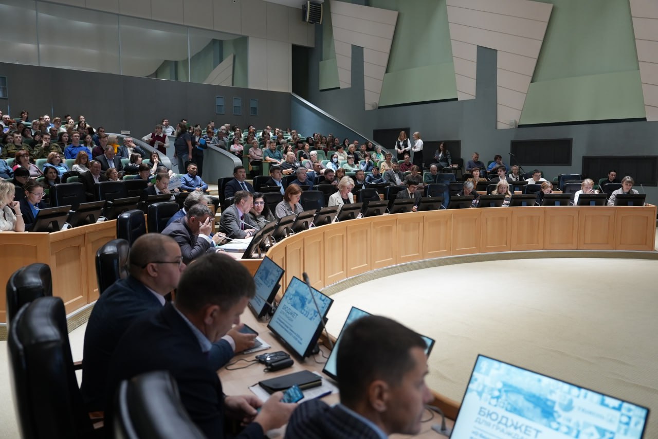 Стипендия стимулирует. Будущие учителя и психологи, обучающиеся в Тюмени по программе высшего профессионального образования, ежемесячно получают стипендию пять тысяч Стипендия стимулирует. Будущие учителя и психологи, обучающиеся в Тюмени по программе высшего профессионального образования, ежемесячно получают стипендию пять тысяч