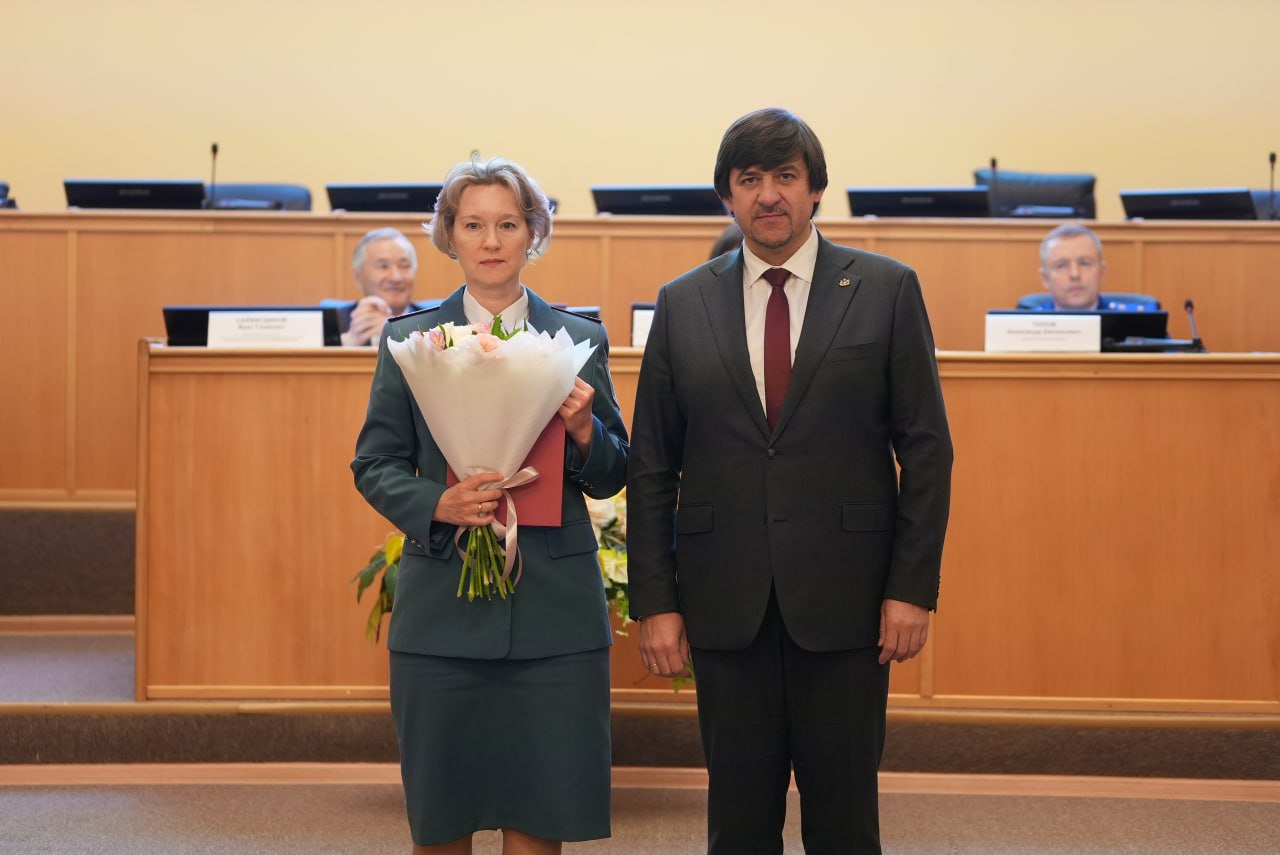 Максим Афанасьев: Налоговой службе — 35 лет! В Тюменской областной думе состоялось торжественное заседание, посвящённое этому важному событию Максим Афанасьев: Налоговой службе — 35 лет! В Тюменской областной думе состоялось торжественное заседание, посвящённое этому важному событию