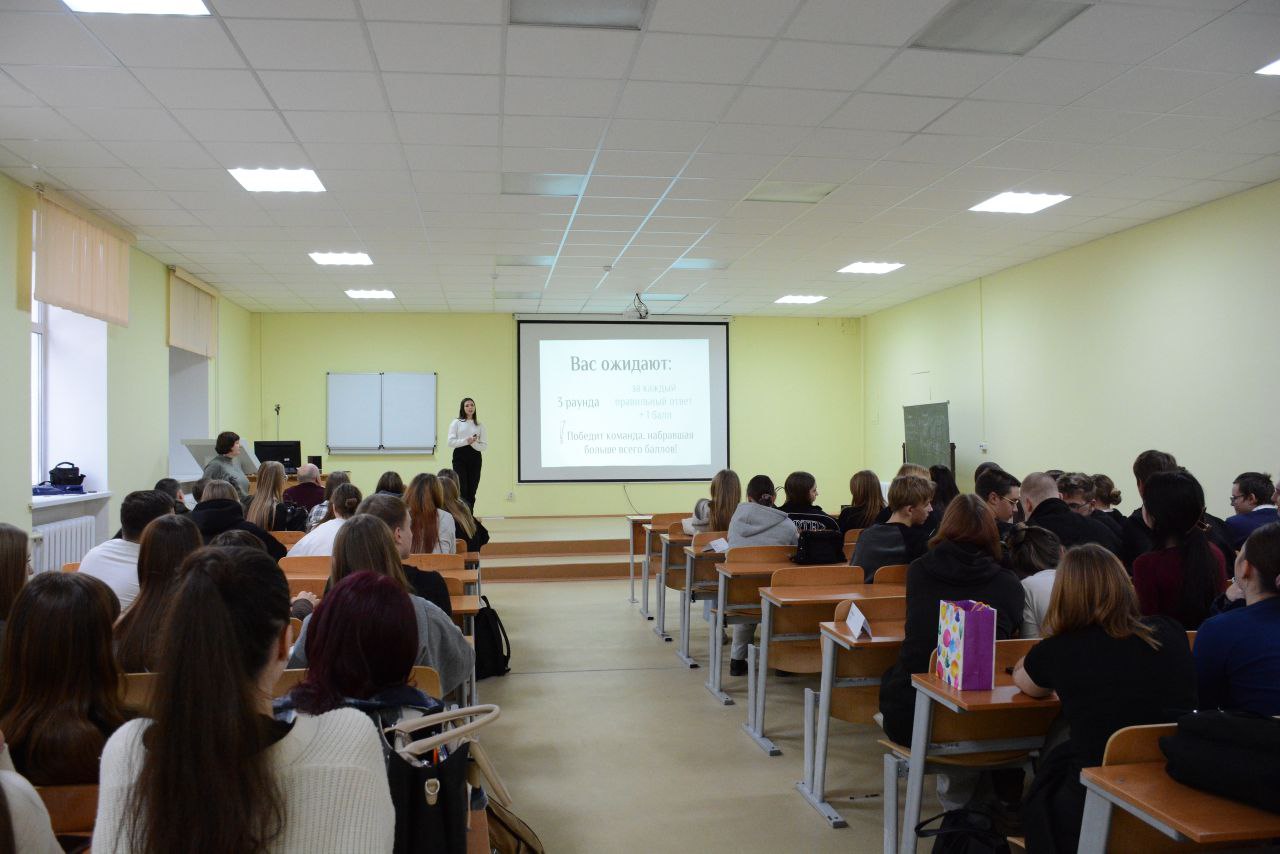 Наш Молодежный электоральный клуб за неделю смог охватить около 200 человек играми и образовательными мероприятиями по избирательному праву и процессу! Наш Молодежный электоральный клуб за неделю смог охватить около 200 человек играми и образовательными мероприятиями по избирательному праву и процессу!