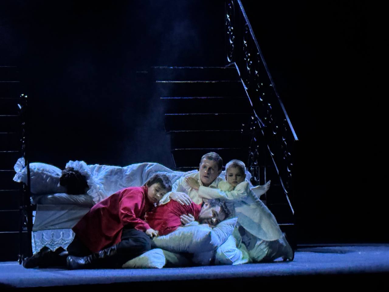 Максим Афанасьев: Субботний вечер я посвятил театру, и это было настоящее потрясение! Максим Афанасьев: Субботний вечер я посвятил театру, и это было настоящее потрясение!