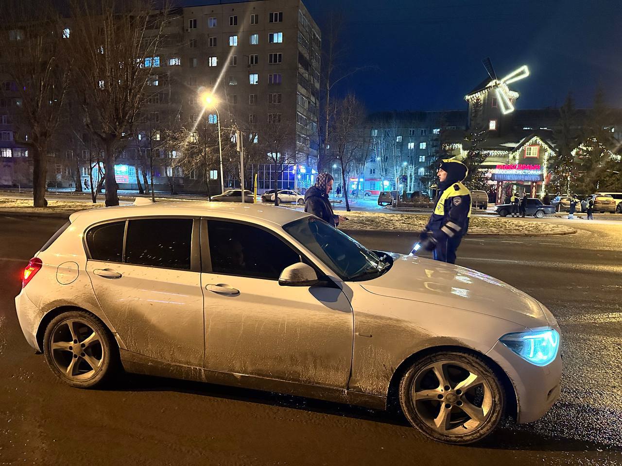 11 водителей в ходе рейда сняли незаконную тонировку 11 водителей в ходе рейда сняли незаконную тонировку