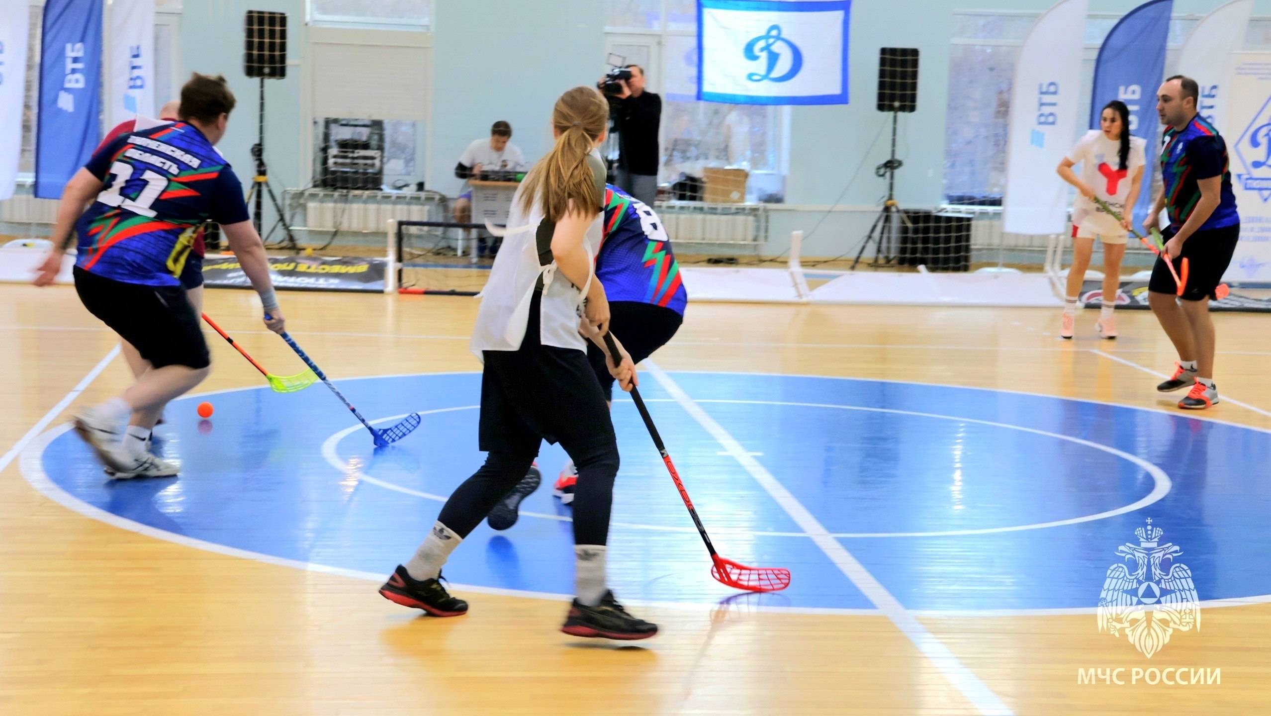 Сотрудники МЧС России забрали серебро турнира по флорболу Сотрудники МЧС России забрали серебро турнира по флорболу