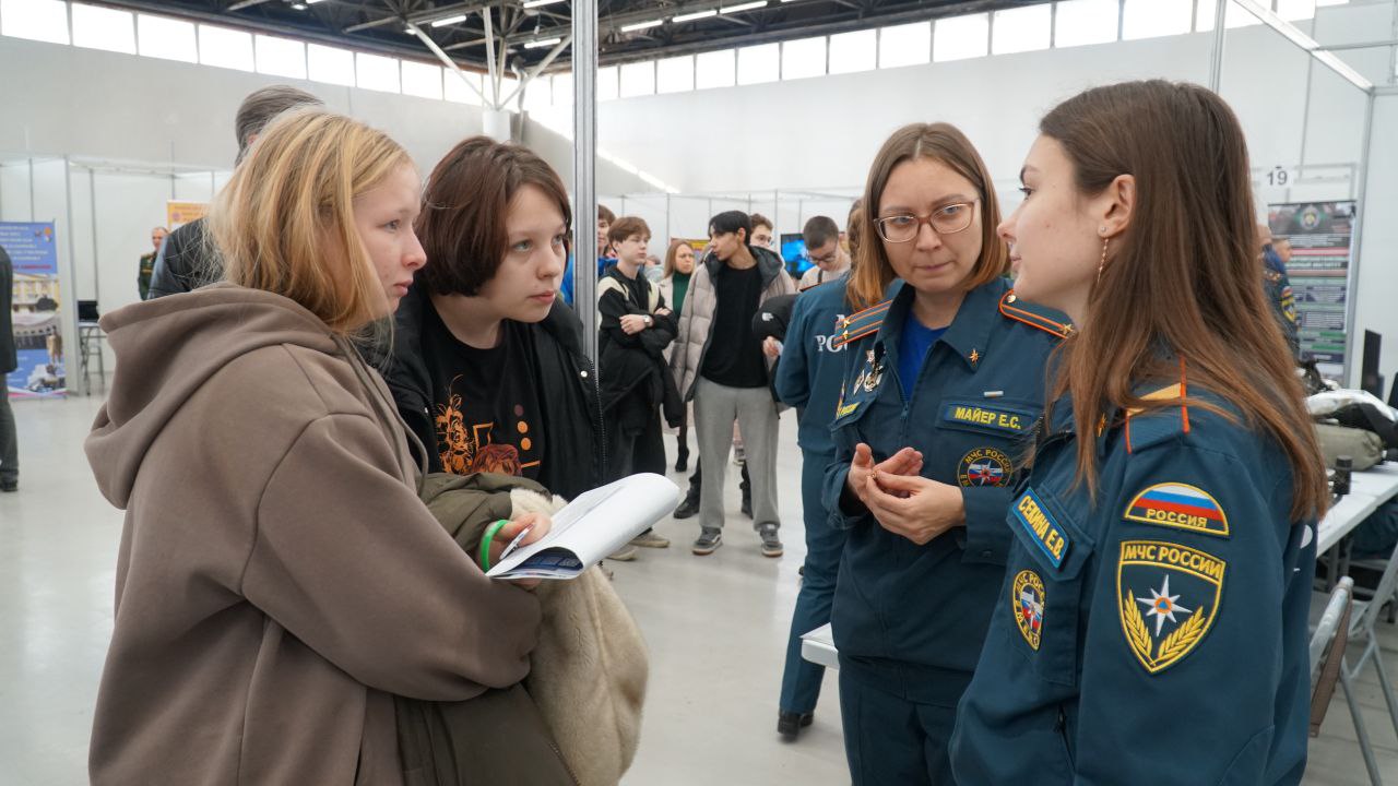 В Тюмени состоялся Всероссийский день призывника В Тюмени состоялся Всероссийский день призывника