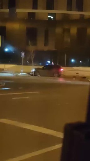 К слову, видео с этой самой иномаркой, появилось в сети еще ранним утром