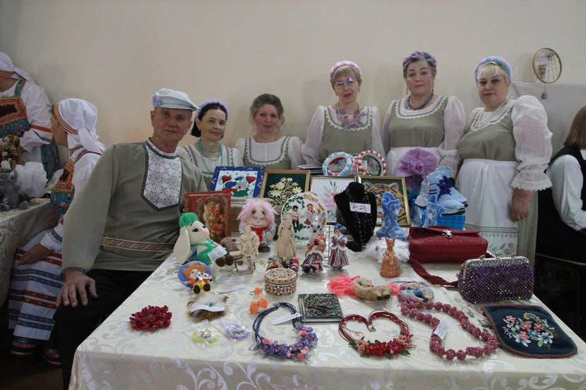 Арт-фестиваль декоративно-прикладного искусства «Добрых рук мастерство» собрал рукодельниц из нескольких муниципальных округов Тюменской области Арт-фестиваль декоративно-прикладного искусства «Добрых рук мастерство» собрал рукодельниц из нескольких муниципальных округов Тюменской области