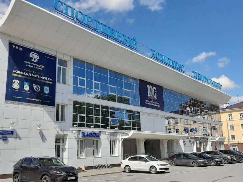 В тюменском спорткомплексе появились именные кресла в память о героях СВО