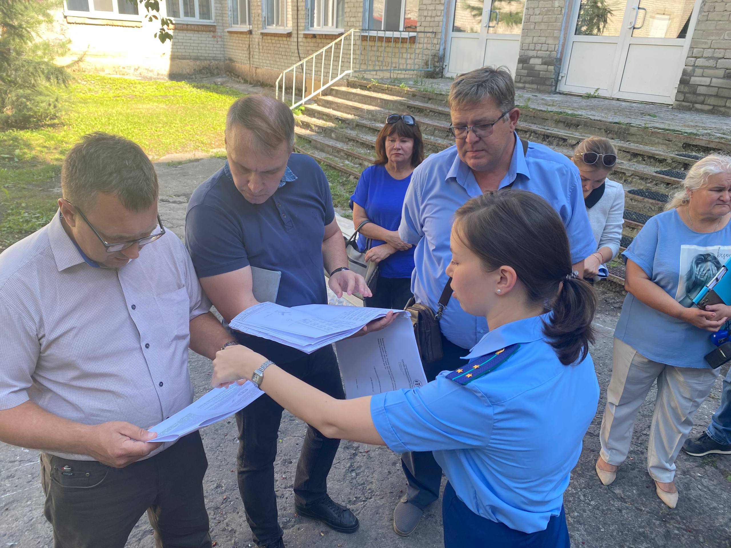 В Тюмени по иску прокурора суд обязал провести капитальный ремонт лицея В Тюмени по иску прокурора суд обязал провести капитальный ремонт лицея