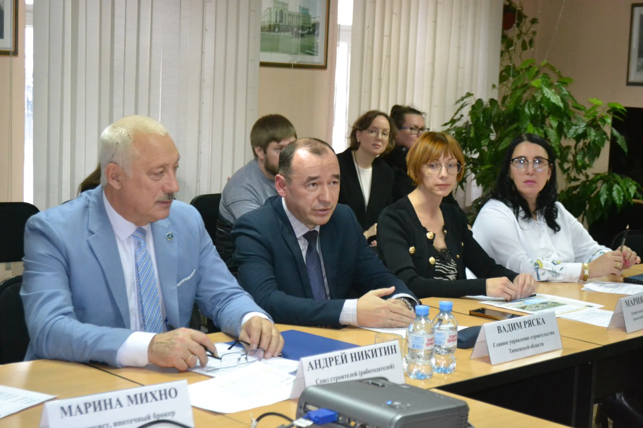 Более 2,1 млн квадратных метров жилья уже введено в Тюменской области в 2025 году Более 2,1 млн квадратных метров жилья уже введено в Тюменской области в 2025 году