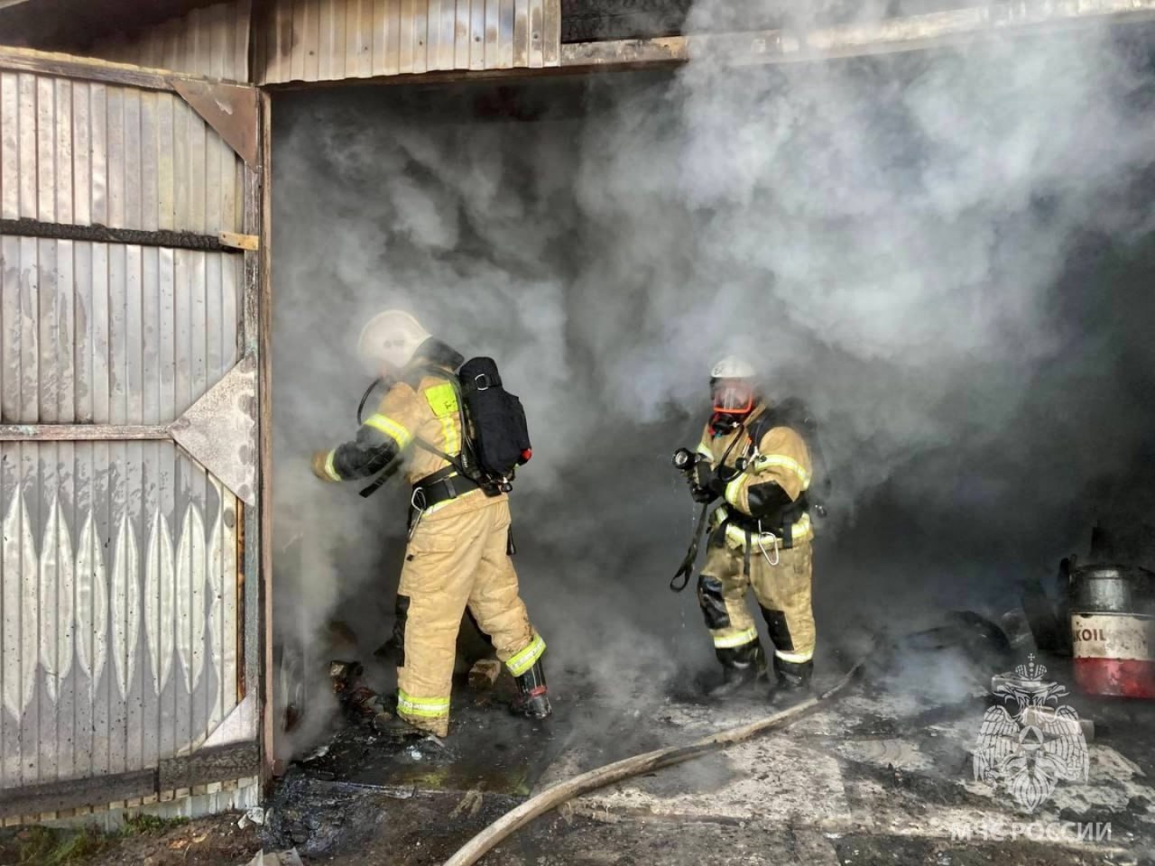 Неосторожность с огнём привела к пожару в Заводоуковске Неосторожность с огнём привела к пожару в Заводоуковске