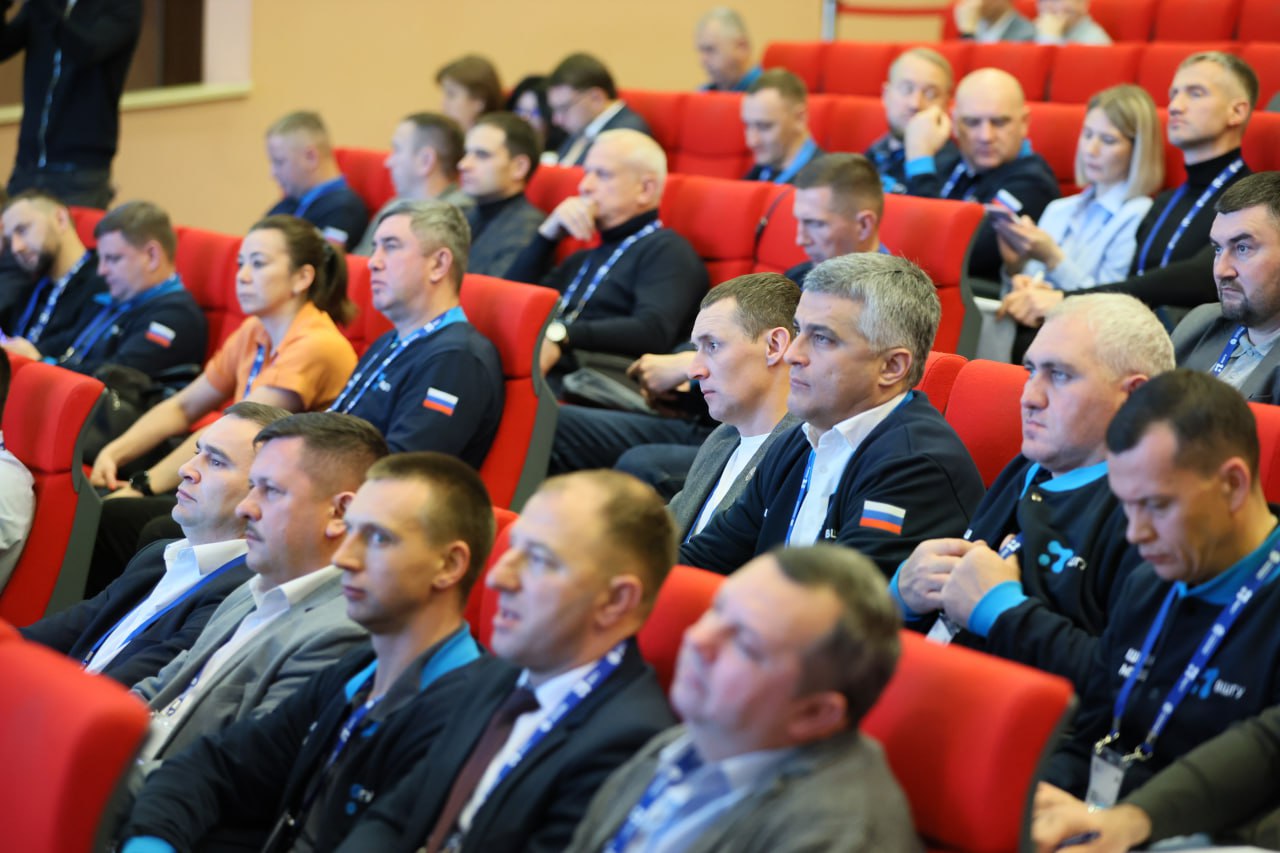 Учат в школе, учат в школе, учат в «Школе мэров» Учат в школе, учат в школе, учат в «Школе мэров»