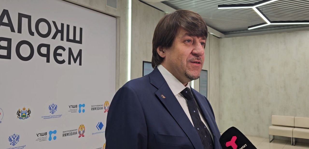 Управленцы со всех округов России приехали в Тюмень на образовательную программу "Школа мэров" Управленцы со всех округов России приехали в Тюмень на образовательную программу "Школа мэров"