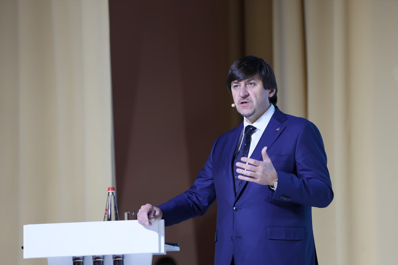 Учат в школе, учат в школе, учат в «Школе мэров» Учат в школе, учат в школе, учат в «Школе мэров»