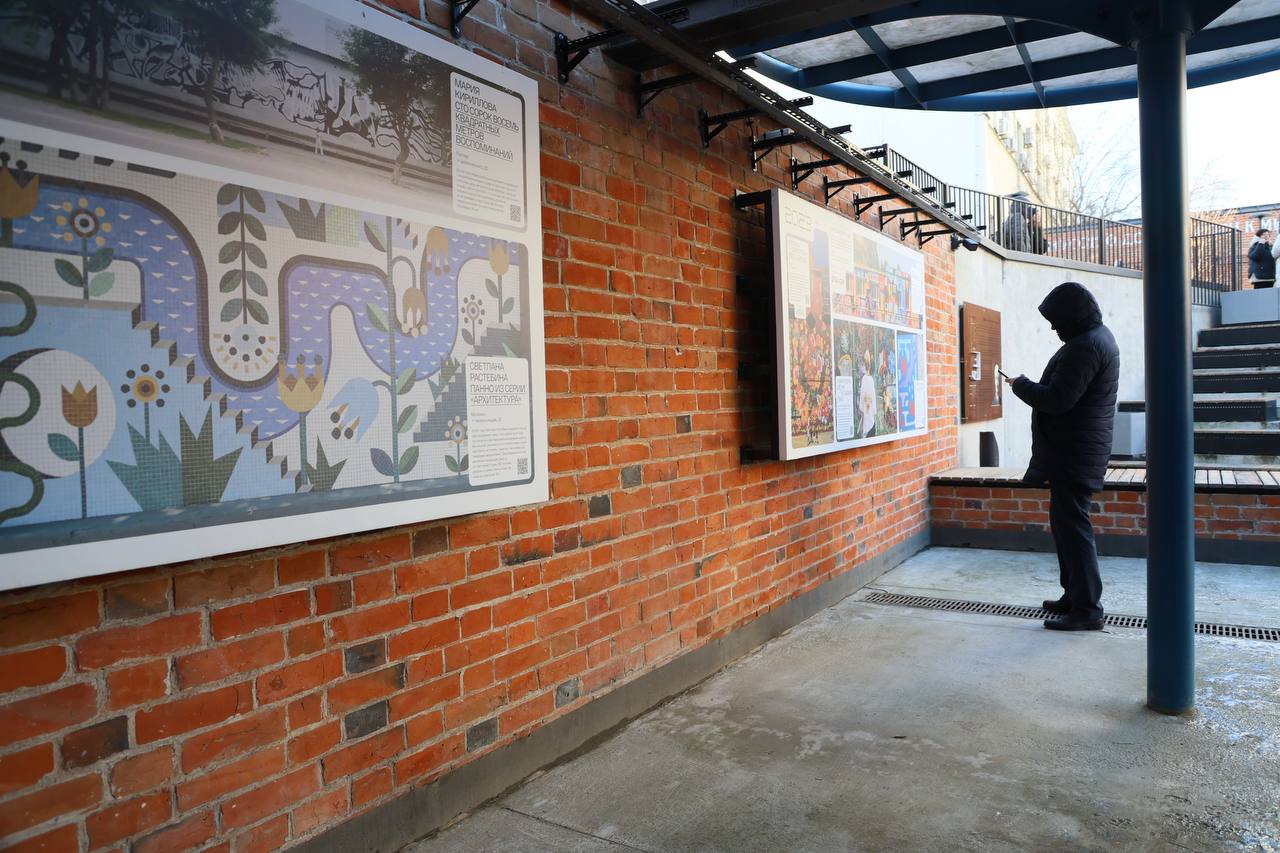 Место с историей. Это улица Республики, 21. Рассказывая об этом пространстве участникам программы «Школа мэров», советник главы города, генеральный директор АНО «Центр стратегического развития “Сибирь”» Артём Павлюченко... Место с историей. Это улица Республики, 21. Рассказывая об этом пространстве участникам программы «Школа мэров», советник главы города, генеральный директор АНО «Центр стратегического развития “Сибирь”» Артём Павлюченко...