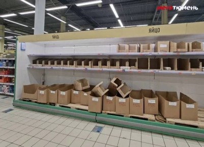 С тюменских прилавков стали пропадать яйца