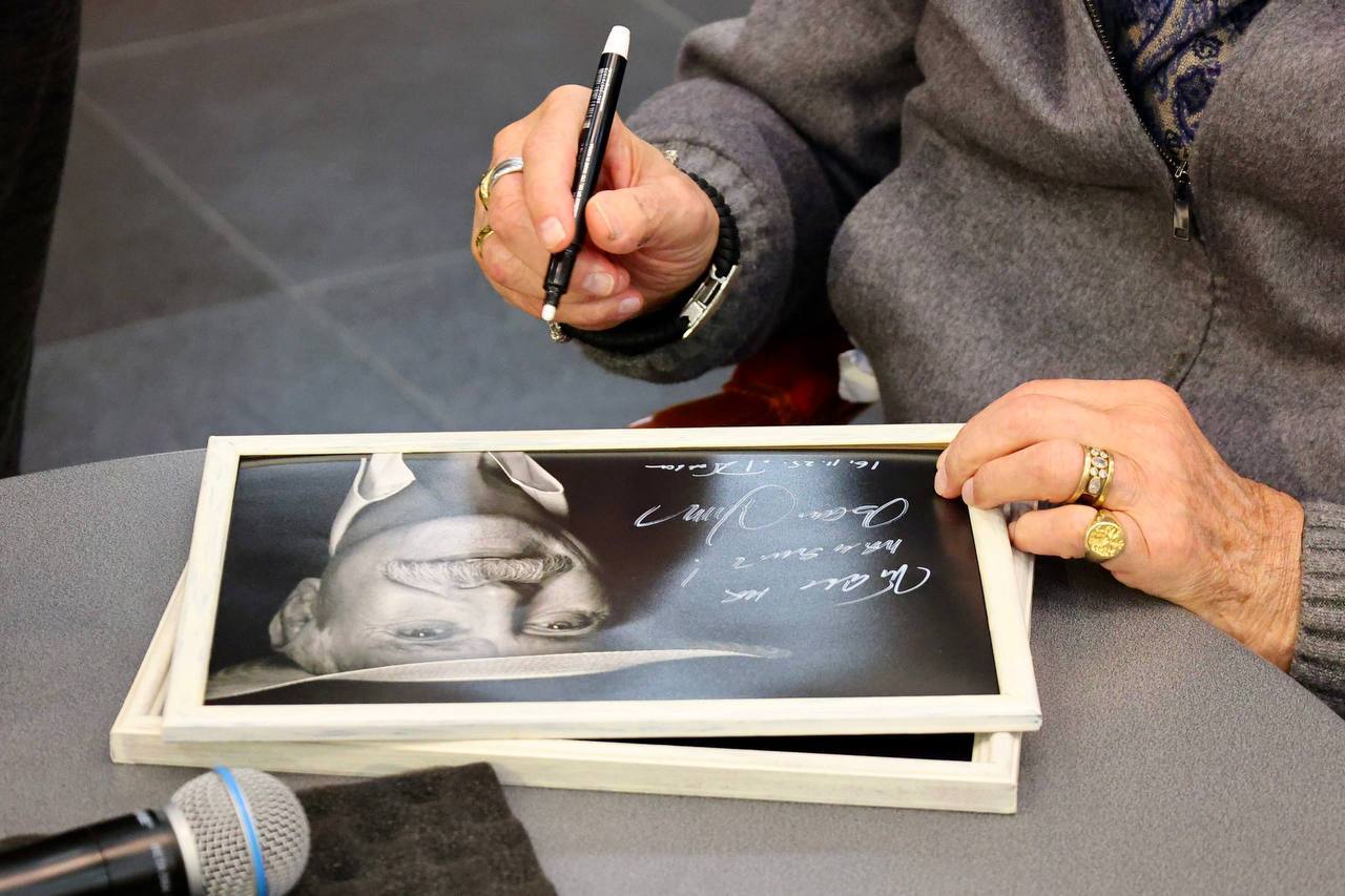 Гастроли известного российского режиссёра Никиты Михалкова и его творческой команды, мастерской «12», завершились в Тобольске, оставив яркие и незабываемые впечатления у жителей и гостей города Гастроли известного российского режиссёра Никиты Михалкова и его творческой команды, мастерской «12», завершились в Тобольске, оставив яркие и незабываемые впечатления у жителей и гостей города