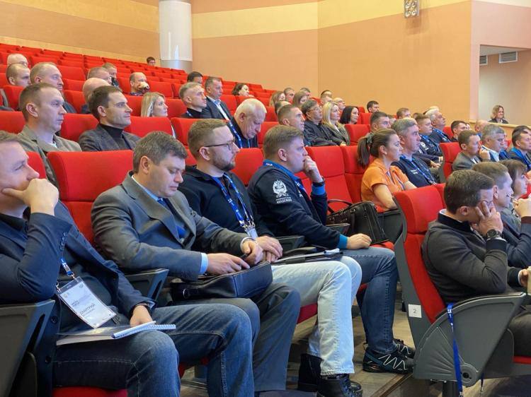 Программа развития муниципальных кадров управленческого резерва "Школа мэров" Высшей школы госуправления Президентской академии стартовала в Тюменском технопарке 17 ноября Программа развития муниципальных кадров управленческого резерва "Школа мэров" Высшей школы госуправления Президентской академии стартовала в Тюменском технопарке 17 ноября