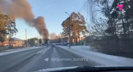В районе рынка в Заводоуковске пожар в жилом доме