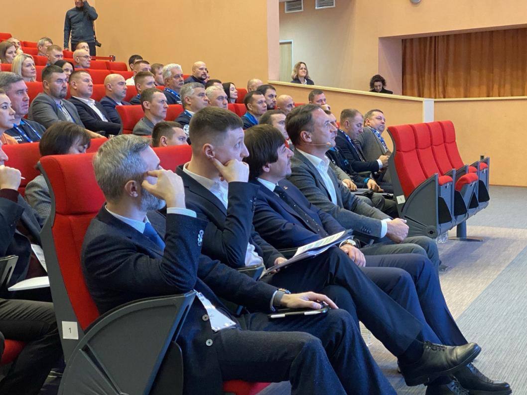 Программа развития муниципальных кадров управленческого резерва "Школа мэров" Высшей школы госуправления Президентской академии стартовала в Тюменском технопарке 17 ноября Программа развития муниципальных кадров управленческого резерва "Школа мэров" Высшей школы госуправления Президентской академии стартовала в Тюменском технопарке 17 ноября