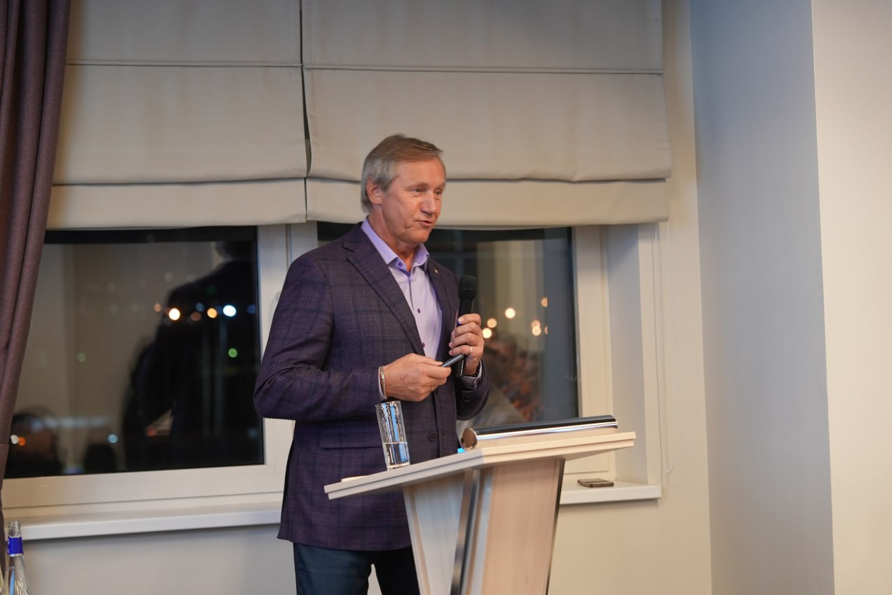 Развиваемся вместе. Последним «уроком» вчера в «Школе мэров» стала лекция «Участие бизнеса в стратегическом развитии муниципального образования» Развиваемся вместе. Последним «уроком» вчера в «Школе мэров» стала лекция «Участие бизнеса в стратегическом развитии муниципального образования»