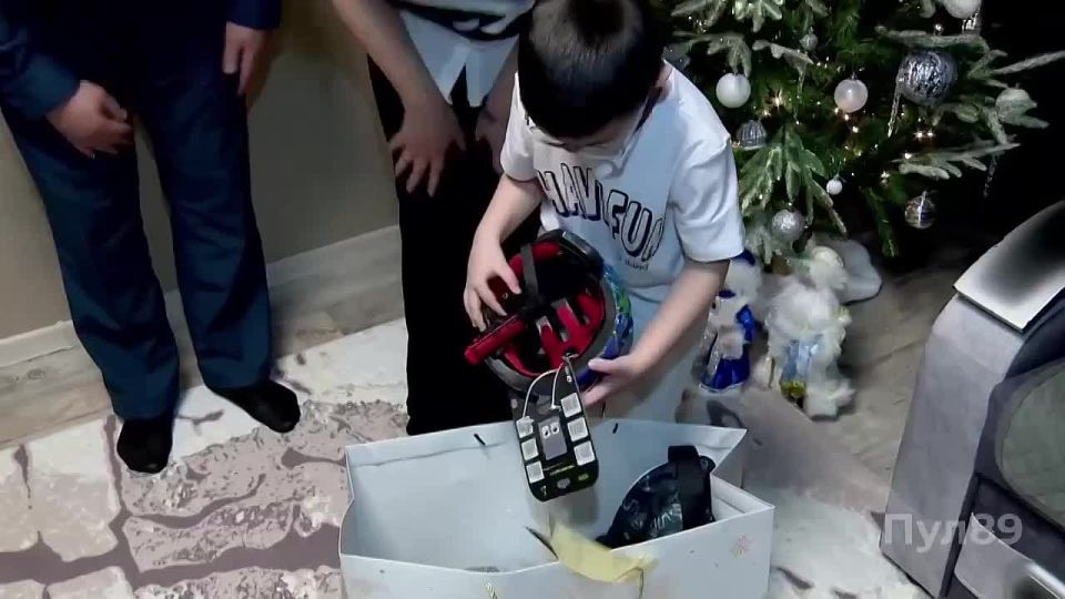 Сергей Лавров подарит ямальскому мальчишке ролики