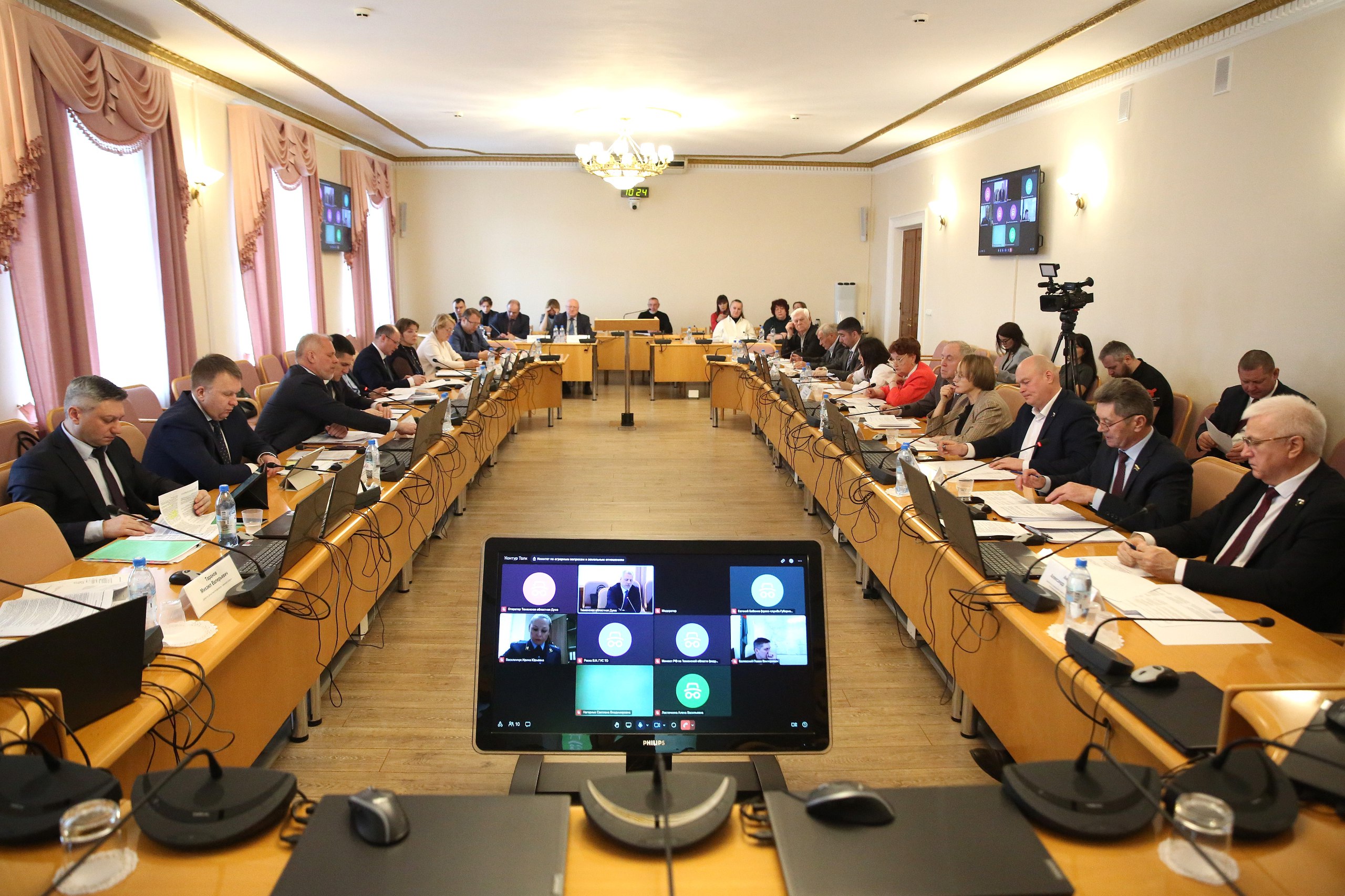 Завершились ноябрьские заседания комитетов облдумы Завершились ноябрьские заседания комитетов облдумы