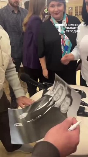 Никита Михалков и фотограф медиахолдинга «Тюменская область сегодня» Сергей Куликов встретились спустя 20 лет