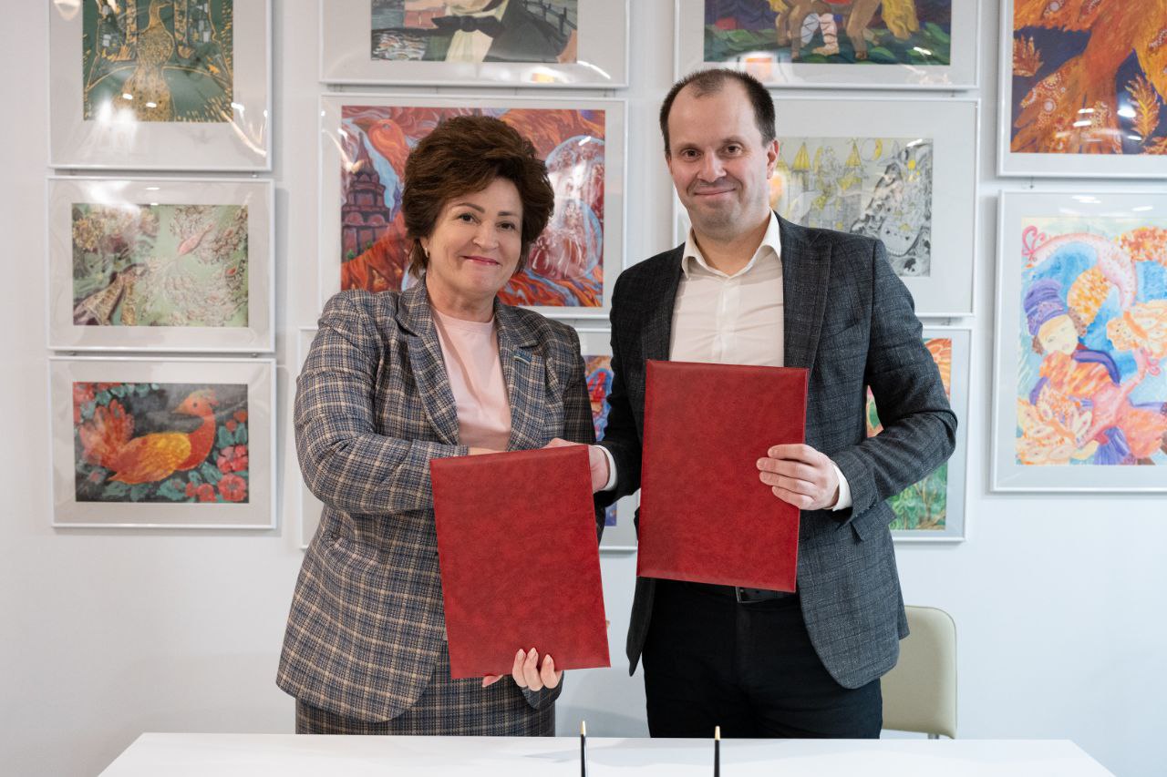 Совсем скоро город погрузится в новогоднюю атмосферу, и улица Дзержинского не станет исключением! Совсем скоро город погрузится в новогоднюю атмосферу, и улица Дзержинского не станет исключением!