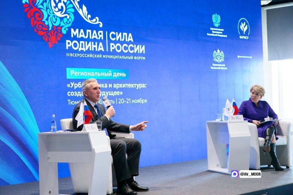 Александр Моор рассказал о личном: как решает школьные задачи с маленькой дочкой, как снимает стресс