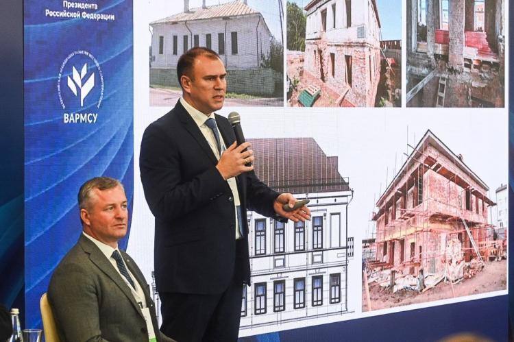 Сессия "Историческое наследие в современном контексте" прошла во время регионального дня III Всероссийского муниципального форума "МАЛАЯ РОДИНА - СИЛА РОССИИ" в главном корпусе ТюмГУ 21 ноября Сессия "Историческое наследие в современном контексте" прошла во время регионального дня III Всероссийского муниципального форума "МАЛАЯ РОДИНА - СИЛА РОССИИ" в главном корпусе ТюмГУ 21 ноября