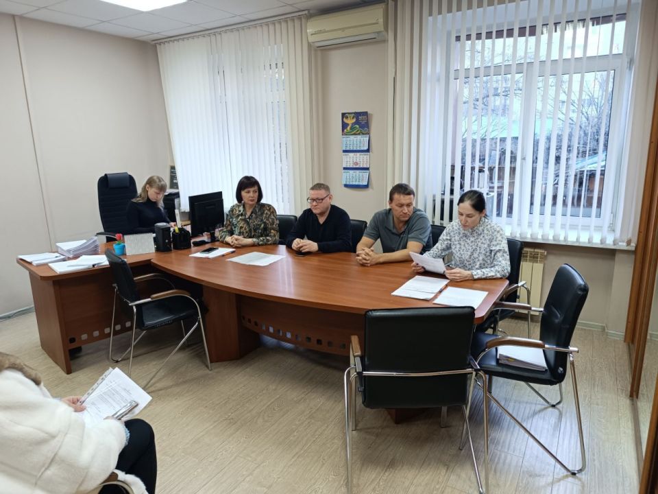 В управе Калининского административного округа города Тюмени подвели итоги еженедельной работы административной комиссии