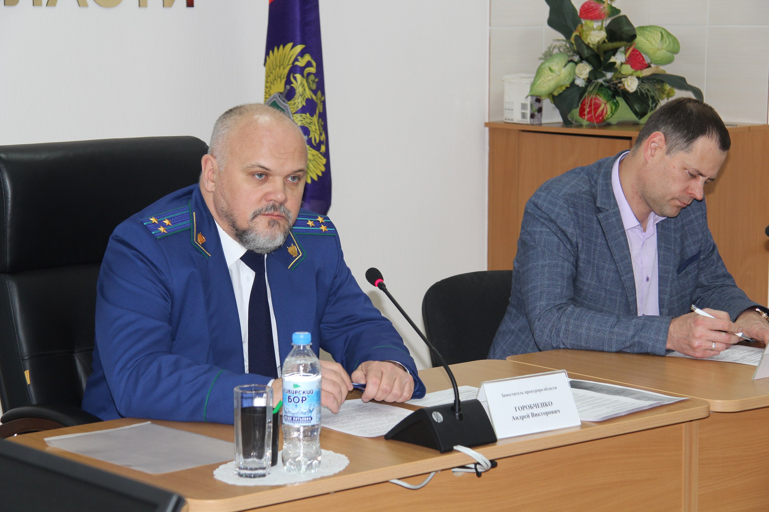 В прокуратуре Тюменской области под председательством заместителя прокурора региона Андрея Горобченко состоялось заседание межведомственной рабочей группы по вопросам соблюдения законодательства о социальной защите прав... В прокуратуре Тюменской области под председательством заместителя прокурора региона Андрея Горобченко состоялось заседание межведомственной рабочей группы по вопросам соблюдения законодательства о социальной защите прав...