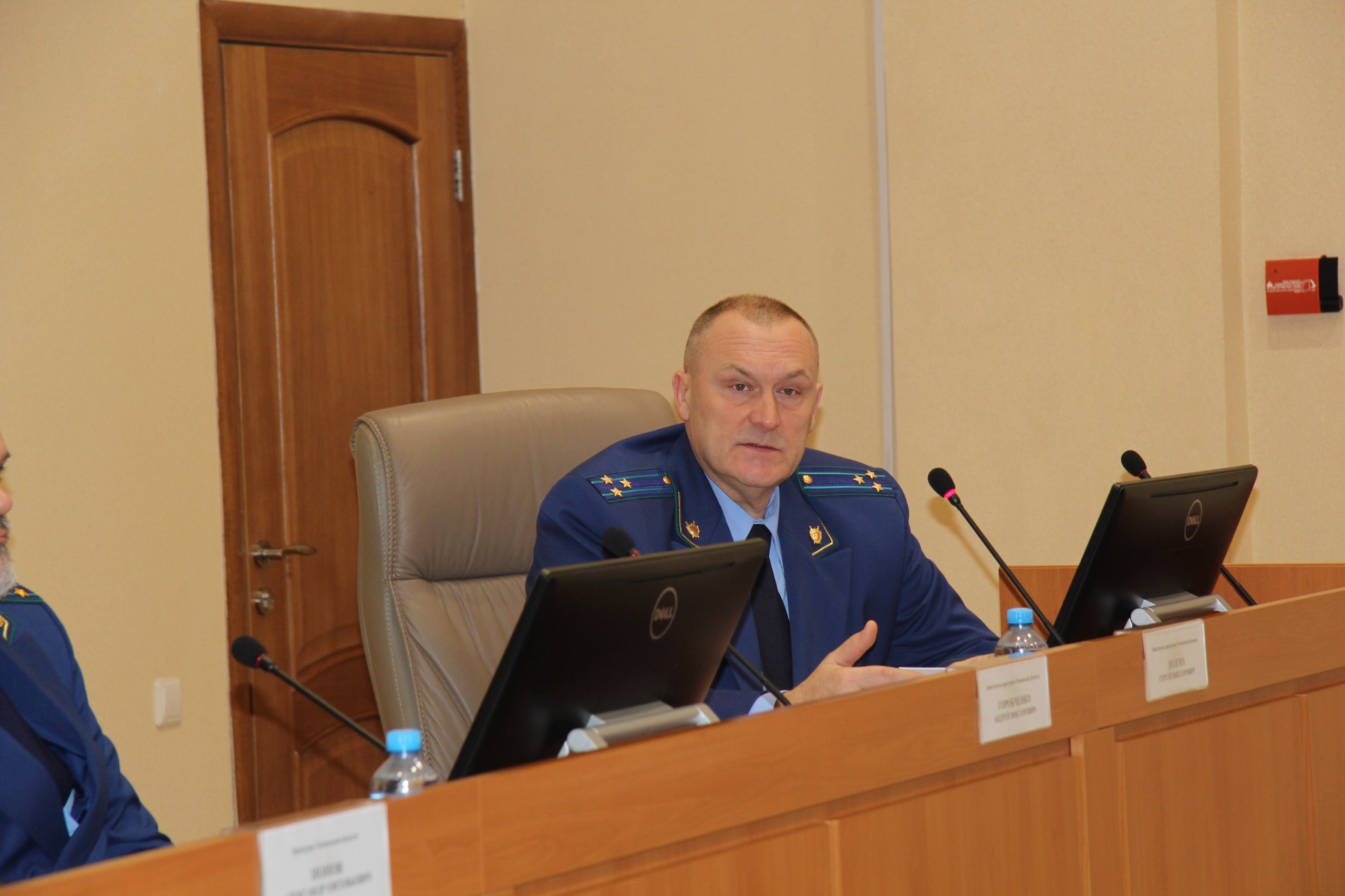 Под председательством прокурора Тюменской области Александра Попова состоялось заседание коллегии «О результатах исковой работы прокуратуры Тюменской области, а также участия прокуроров по делам обязательной категории» Под председательством прокурора Тюменской области Александра Попова состоялось заседание коллегии «О результатах исковой работы прокуратуры Тюменской области, а также участия прокуроров по делам обязательной категории»