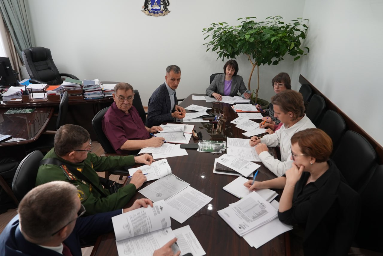 Новости счета «Победа». Сегодня в городской администрации состоялось очередное заседание комиссии по расходованию средств, поступивших на благотворительный счет «Победа» Новости счета «Победа». Сегодня в городской администрации состоялось очередное заседание комиссии по расходованию средств, поступивших на благотворительный счет «Победа»