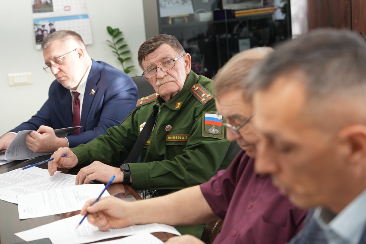 Новости счета «Победа». Сегодня в городской администрации состоялось очередное заседание комиссии по расходованию средств, поступивших на благотворительный счет «Победа» Новости счета «Победа». Сегодня в городской администрации состоялось очередное заседание комиссии по расходованию средств, поступивших на благотворительный счет «Победа»