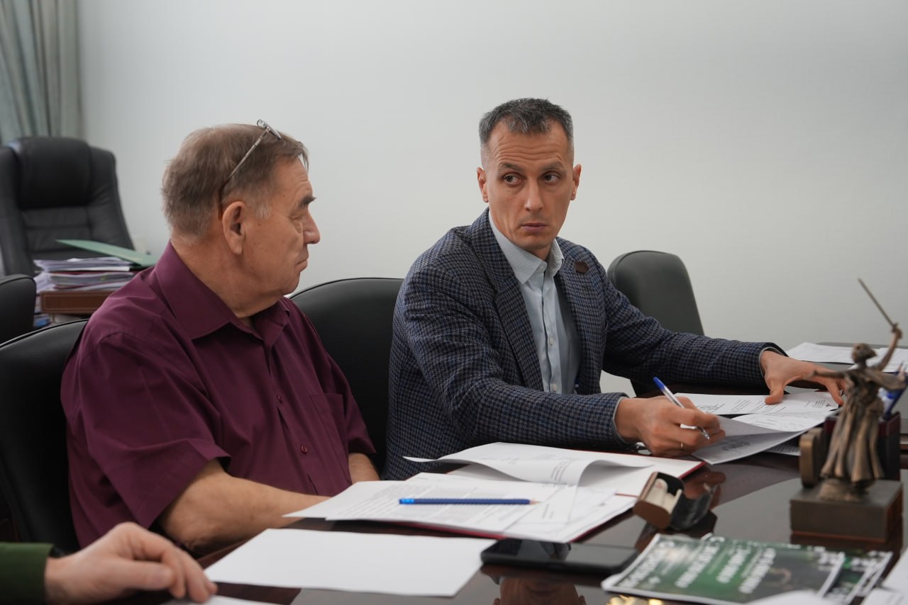 Новости счета «Победа». Сегодня в городской администрации состоялось очередное заседание комиссии по расходованию средств, поступивших на благотворительный счет «Победа»