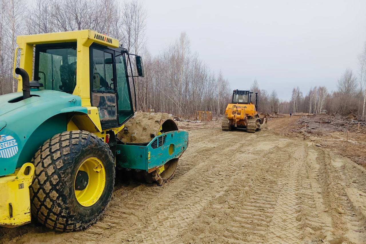 Глава города Тобольска Петр Вагин рассказал о ходе работ по благоустройству в новых районах – «Усадьба» и 19-м микрорайоне Глава города Тобольска Петр Вагин рассказал о ходе работ по благоустройству в новых районах – «Усадьба» и 19-м микрорайоне
