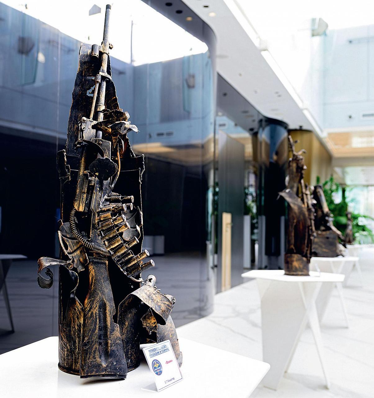 Транснефть организовала выставку творческих работ бойцов СВО Транснефть организовала выставку творческих работ бойцов СВО