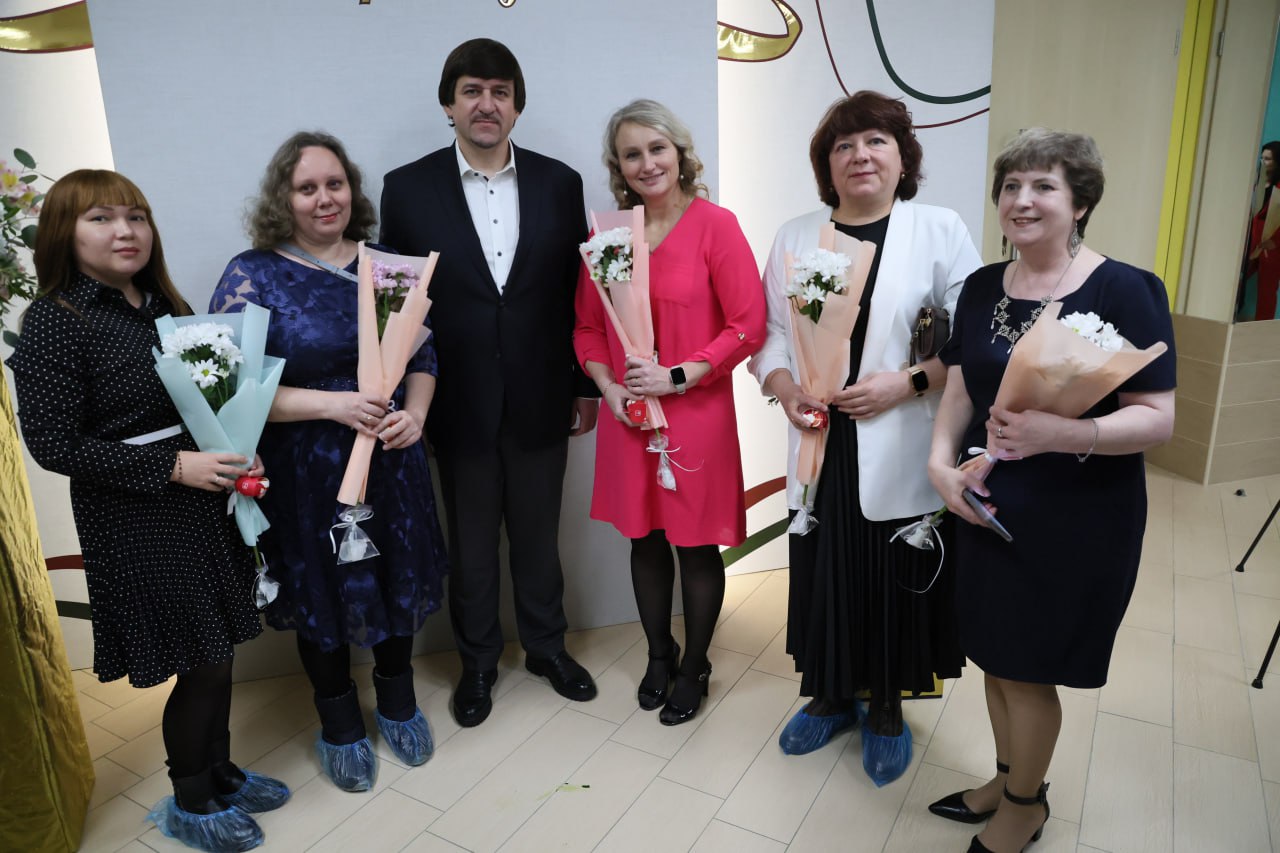 Концерт звучал, а мамино сердце билось Концерт звучал, а мамино сердце билось