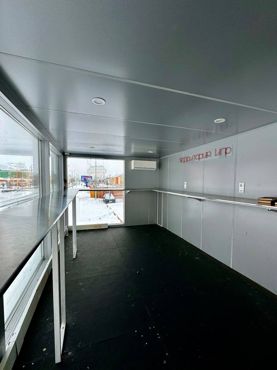 Пожаловавшийся на безответственных жителей мэр города в ЯНАО пообещал всё-таки поставить им скамейки Пожаловавшийся на безответственных жителей мэр города в ЯНАО пообещал всё-таки поставить им скамейки