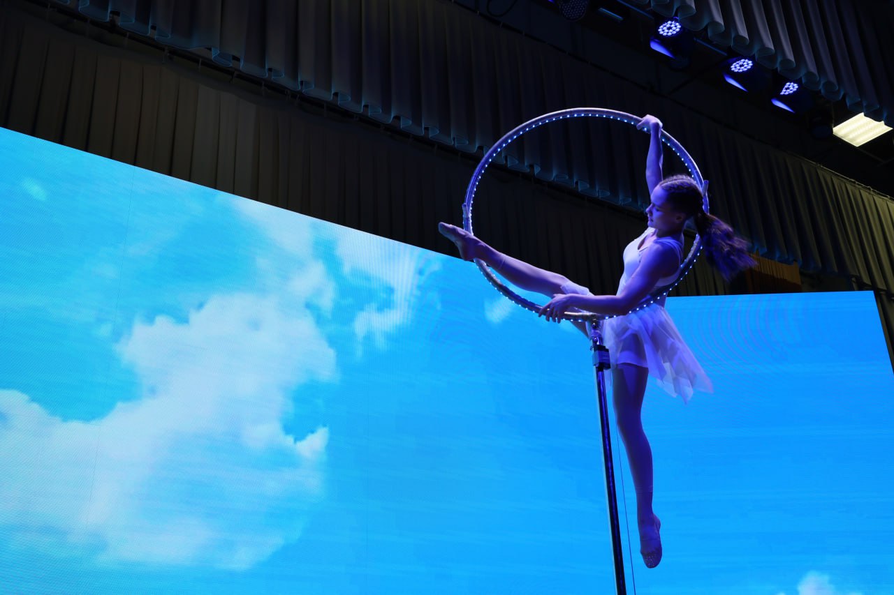 Концерт звучал, а мамино сердце билось Концерт звучал, а мамино сердце билось