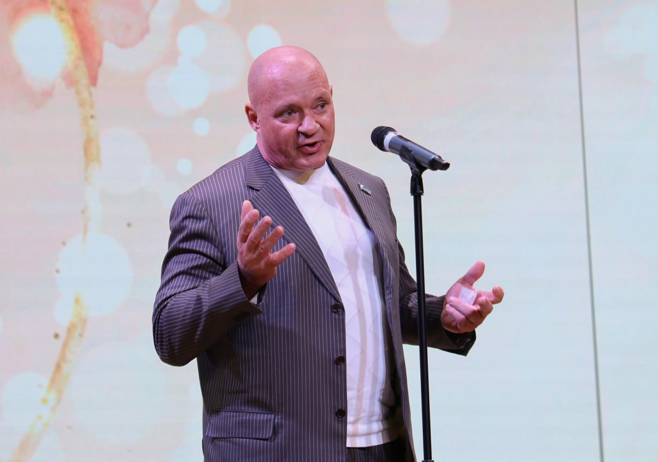 Концерт звучал, а мамино сердце билось Концерт звучал, а мамино сердце билось