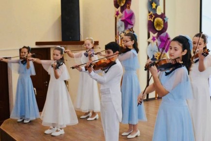 Сегодня вместе с жительницей Сумкино Екатериной Павловной обсудили на личном приёме у губернатора Тюменской области судьбу Детской школы искусств имени А. Алябьева