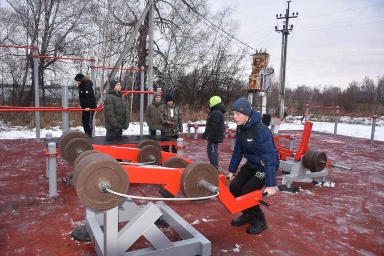 Спортивную площадку для выполнения нормативов ГТО открыли в с. Бердюжье Бердюжского округа Спортивную площадку для выполнения нормативов ГТО открыли в с. Бердюжье Бердюжского округа